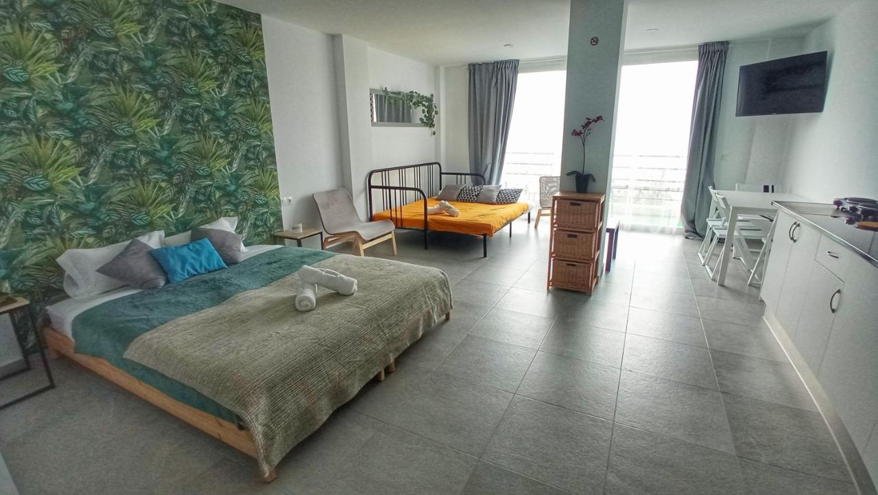 Sunshine Apartments Vistas Al Mar Malaga Luaran gambar